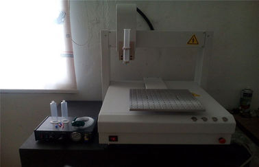 ชนิดใหม่ VS-400 400 * 400cm ความแม่นยำสูง 3 Axi อัตโนมัติเรซิ่น Dispenising หุ่นยนต์